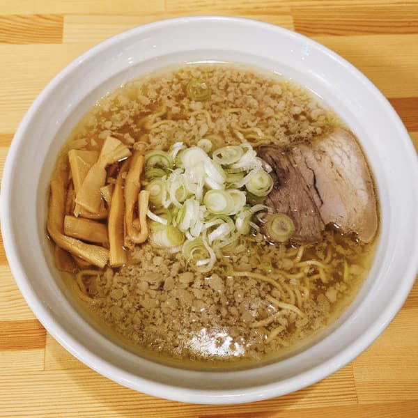 背脂しょうゆラーメン